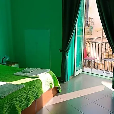 Vivaldi 4*