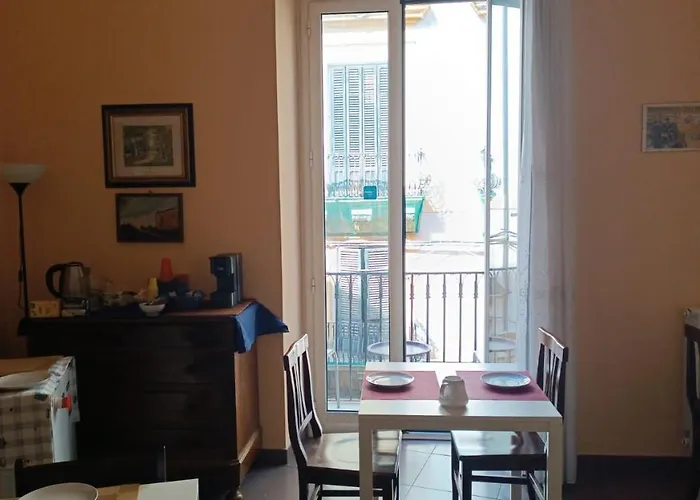Vivaldi Oda ve Kahvaltı 4*