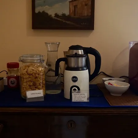 Vivaldi 4* باليرمو